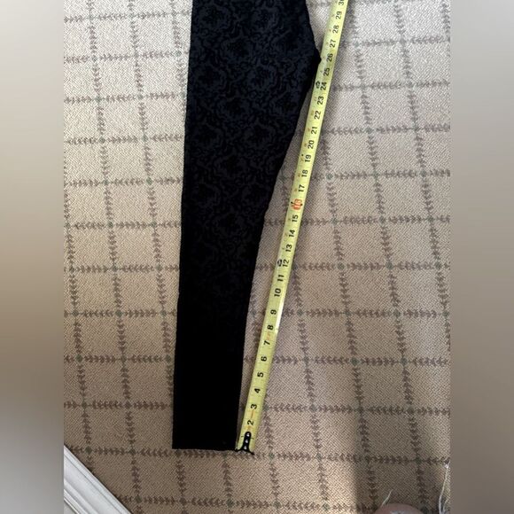 Lysse performance leggings with flocled velvet detail S NWOT - Picture 7 of 10